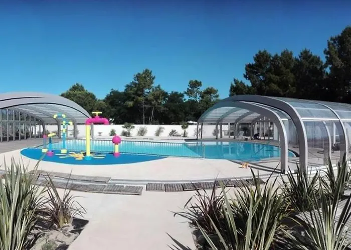 Mobil-home 6 Personnes Acces Piscine Et Espace Aquatique - Mobil-home 4 Pieces 6 Personnes Mae-8962 Apartment *