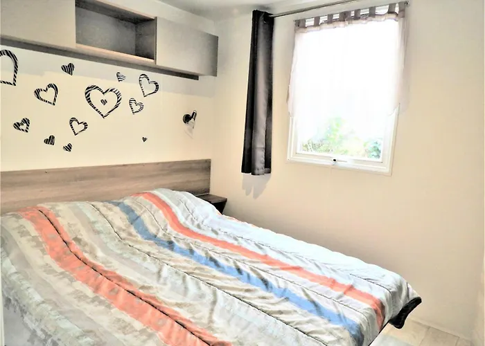 Mobil-home 6 Personnes Acces Piscine Et Espace Aquatique - Mobil-home 4 Pieces 6 Personnes Mae-8962 *